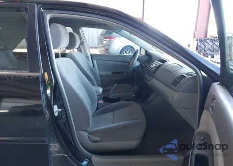 2005 Toyota Camry Std z USA, uszkodzony, nr VIN 4T1BE32K65U075615